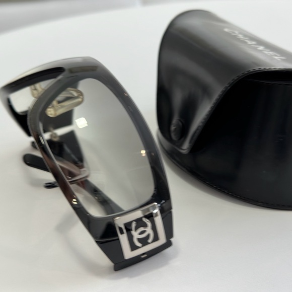 Chanel Magnetic shield ski mask sunglasses - Picture 6 of 10